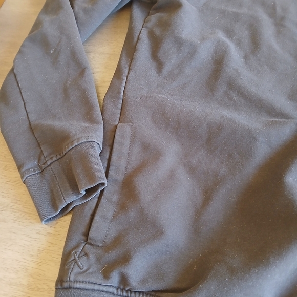 Mens Cuts Classic Black Hoodie NWOT XL - Picture 3 of 5